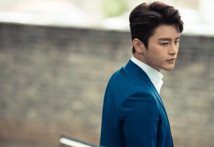 Seo In Guk Mempertimbangkan Untuk Membintangi Drama Remake Jepang “Hundred Million Stars From”
